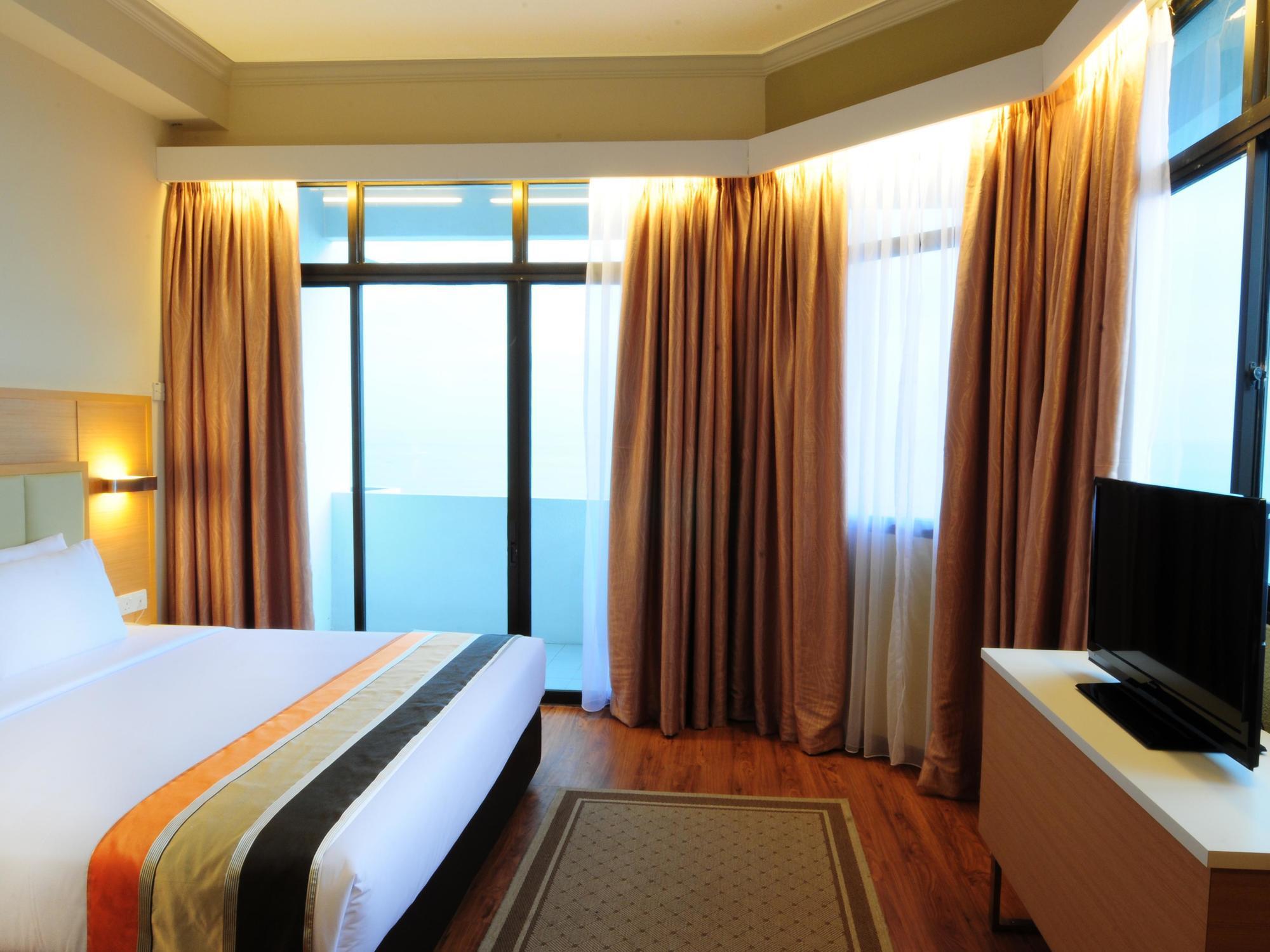 فندق تانجونغ بونغاهفي  فندق سينترال سيفيو، بينانج آت بيتش فرونت المظهر الخارجي الصورة